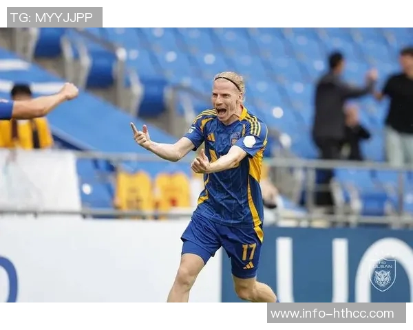 全北现代足球俱乐部提前五轮锁定K1联赛冠军历史首次十冠荣耀