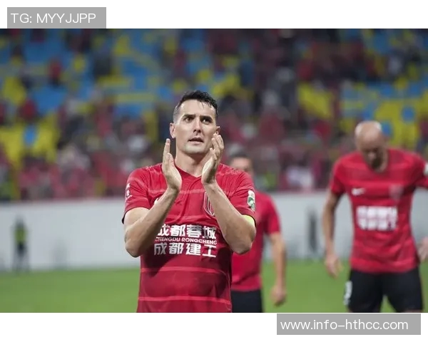 海港队回应辟谣周定洋加盟传闻强调转会窗口无关联系 海港队回应辟谣周定洋加盟传闻强调转会窗口无关联系